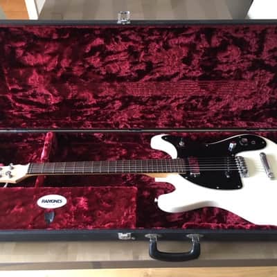 Mosrite Mark II Johnny Ramone Signature Model with OHSC image 1