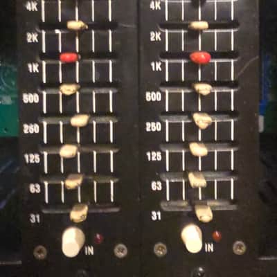 API 560A 1970 - Black pair image 1