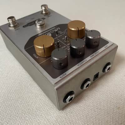 Origin Effects MAGMA57 Amp Vibrato and Drive 2020 - Silver image 2