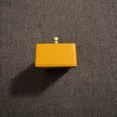 Carl Martin PlexiTone Single Channel 2010s - Yellow image 5