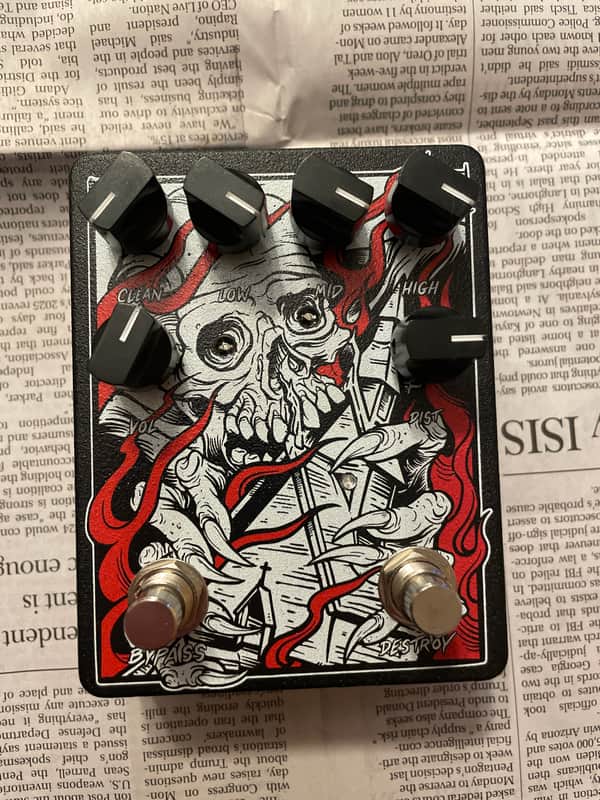 Abominable Electronics Throne Torcher