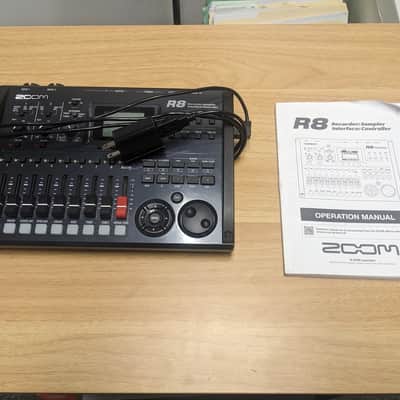 Zoom R8 Recorder: Interface: Controller: Sampler 2010s - Black image 4