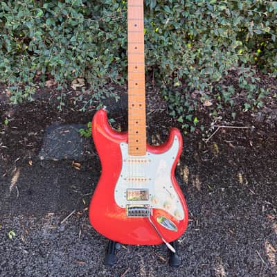 Fender Player Plus Stratocaster HSS with Maple Fretboard 2023 - Present - Fiesta Red image 1