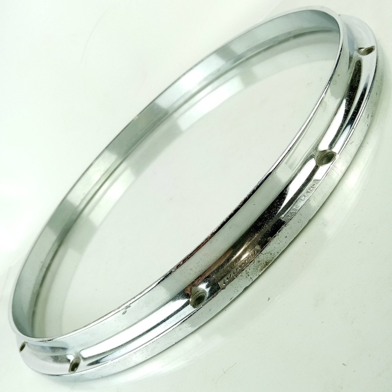 Ludwig 15"Twin-Channel 3lb Die-Cast Rim/Hoop 12Lug Snare Drum Batter Vintage80s — main photograph