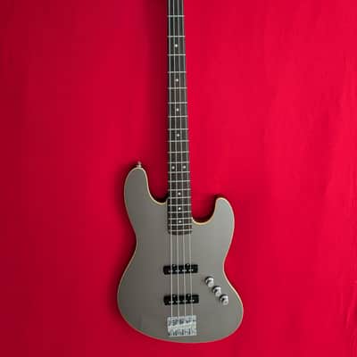 Fender Aerodyne Special Jazz Bass With Rosewood Fingerboard Dolphin Gray Metallic image 2