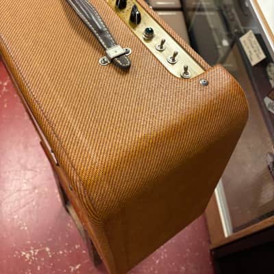 Kendrick model 2112 Texas Crude Amplifier Lacquered Tweed image 6