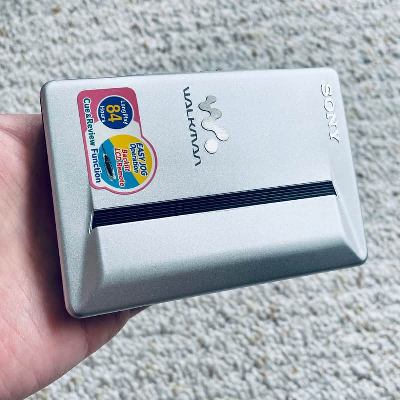 Sony WM-EX910 Walkman Cassette Player, Excellent Silver ! Working ! image 1