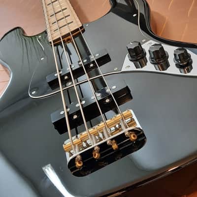 Ashdown The Grail bass 4-string, maple fretboard image 10