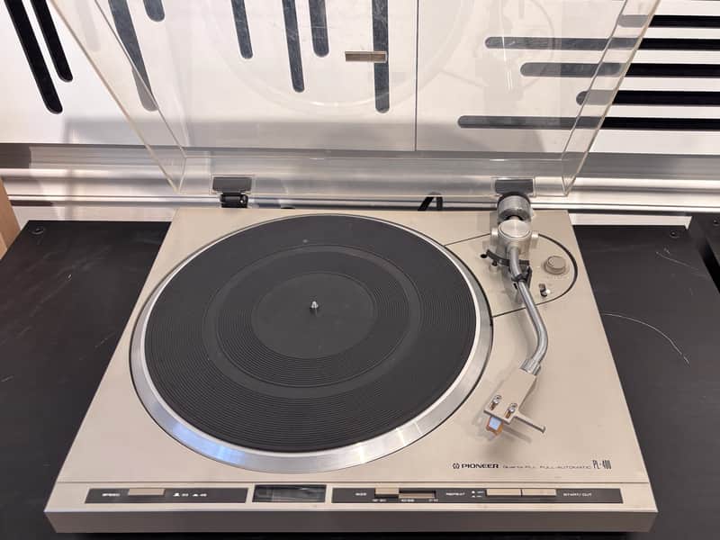 Pioneer PL-400 2-Speed Direct-Drive Turntable