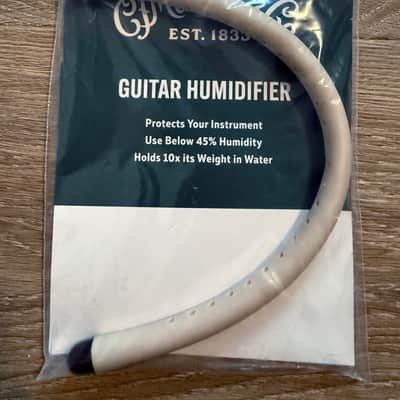 Martin & Ernie Ball Acoustic Guitar Bundle – 3 String Sets, Strap + Humidifier image 5