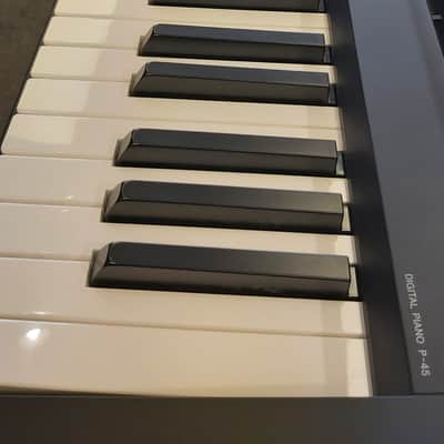Yamaha P-45 Digital Piano