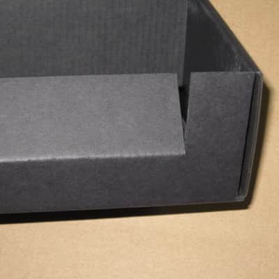 rarely handled, near A+ MXR EMPTY BOX ONLY for M81 Bass Preamp (NO pedal / NO paperwork) from mid 2010s to 2020s - BOX: Black Cardboard / LABEL: Dark Olive Green & Cream / GRAPHIC: Silver image 11