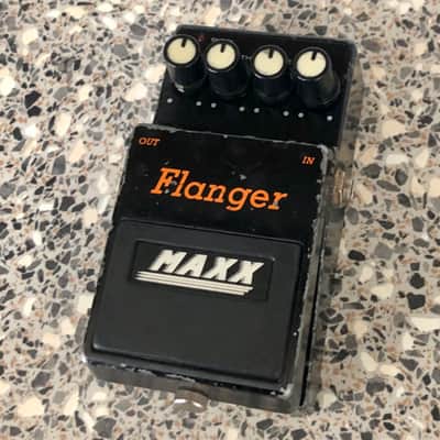 Maxx Flanger - Black image 2