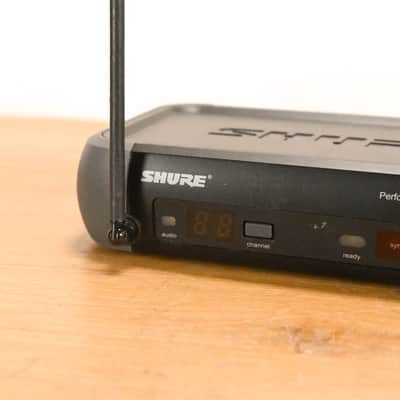 Shure PGX14 Wireless Beltpack System J6 Band - 572-590 MHz (NO PSU) CG01YFV image 3