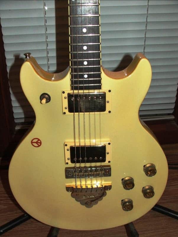 Ibanez Artist AR100 Pearl White 1982 image 1