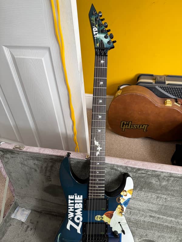 ESP LTD KH-WZ Kirk Hammett Signature White Zombie 2014 - Present - Black with Graphic image 1