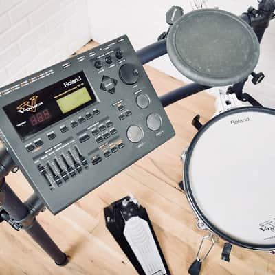 Roland TD-10 electronic drum set kit Excellent-TD10 V-drums for sale image 3