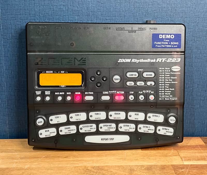 [Mint] Zoom RhythmTrak RT-223 - Black image 1