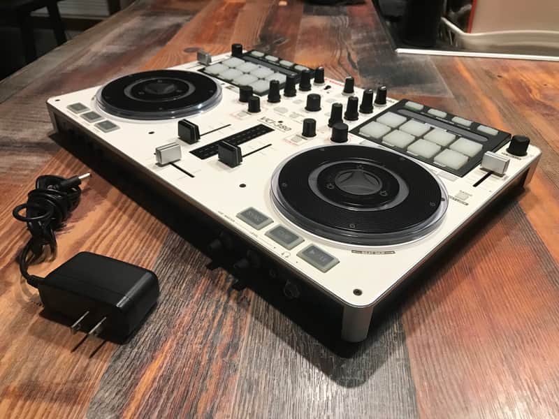 Rare Vestax VCI 380 White – Excellent Condition w/ Original Power