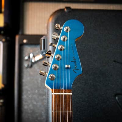 Fender Limited Edition American Showcase Stratocaster HSS 2021 - Sky Burst Metallic image 5
