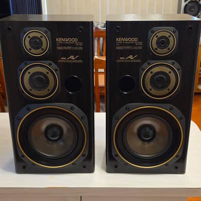 VINTAGE KENWOOD 3 WAY SPEAKERS /8 OHM/MADE IN JAPAN image 1