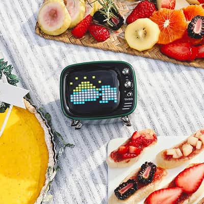 Retro Bluetooth Speaker - Pixel Art DIY Box, RGB Programmable 16X16 LED image 5