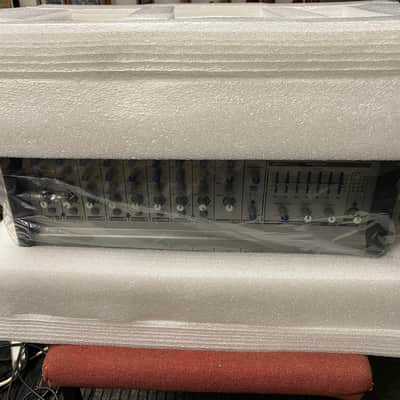 Laney CD1090S powered mixer amp 3 x 300w RMS image 7