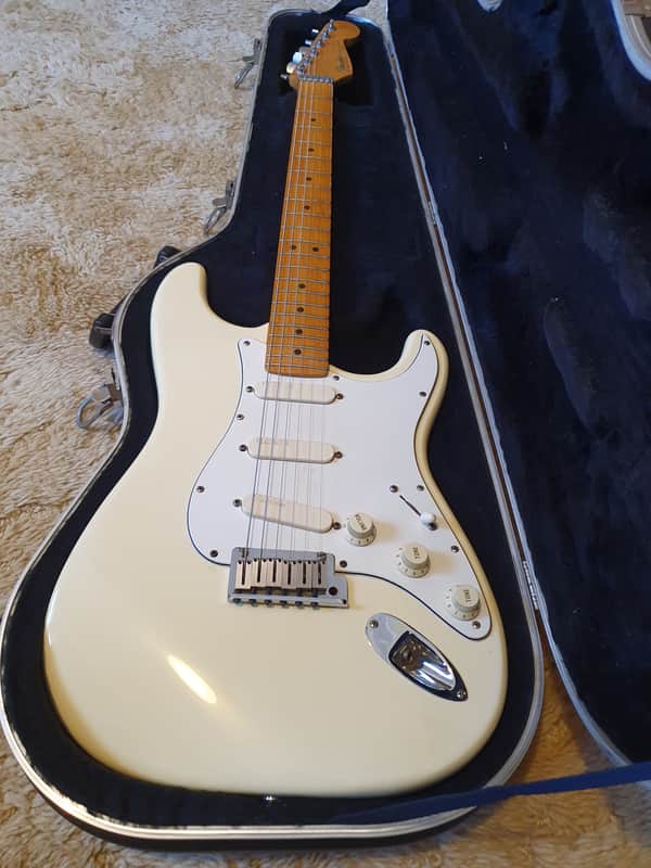 Fender Strat Plus with Maple Fretboard 90s - Olympic White image 1