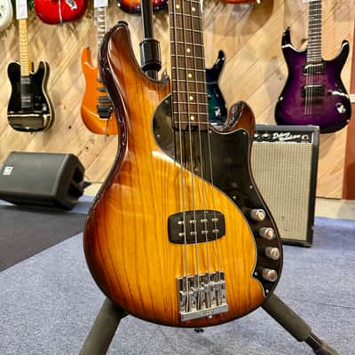 Fender American Deluxe Dimension Bass IV 2014 - 2016 - Cayenne Burst image 3