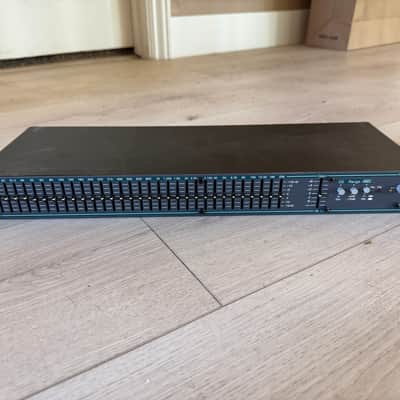 Ashly MQX 1310 31-Band Graphic Equalizer Rack Unit image 2