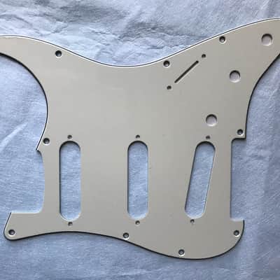 New 3 Ply Mint Green 11 Hole Modern-Style Strat s/s/s Fits Fender Guitar Pickguard image 1