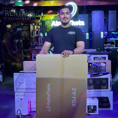 AlphaTheta XDJ-AZ 4-Channel Professional All-In-One DJ System image 3