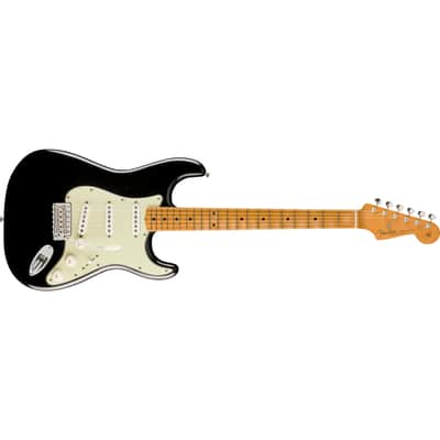 Fender Vintera II Road Worn 60s Stratocaster Guitar w/ Hardshell Case - Black image 4