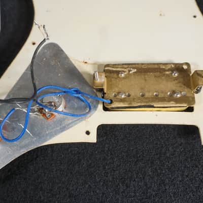Loaded Strat-Style Pickguard Assembly – Cream w/ Humbucker – Bridge, Trem, Jack & Hardware Included image 5