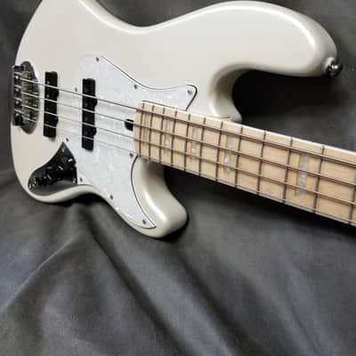 Lakland Skyline DJ-4 Darryl Jones Signature 4-String with Maple Fretboard White Pearl image 1