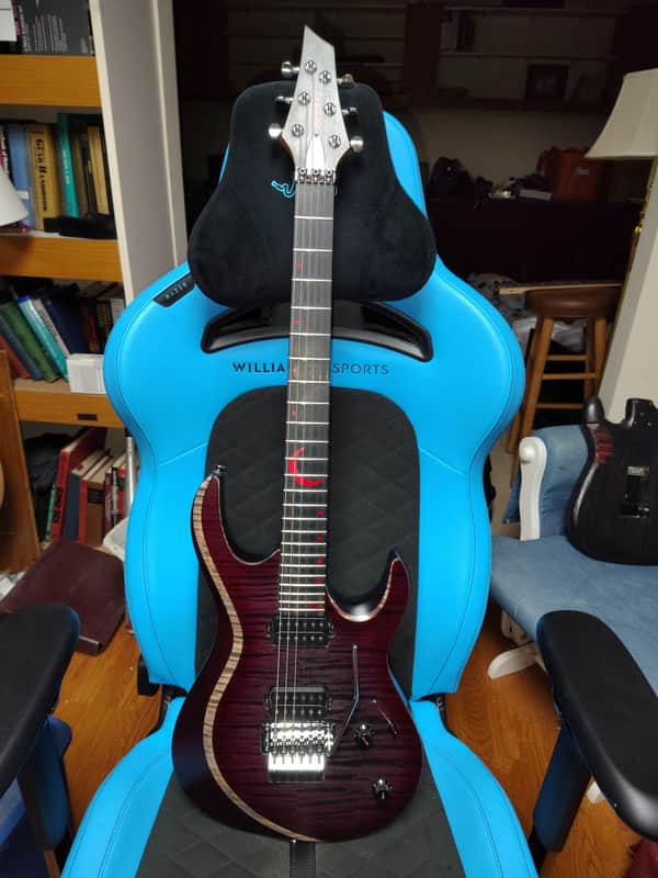 Kiesel Aries (bolt on) 2022 - Crimson red over black stain cali burst image 1