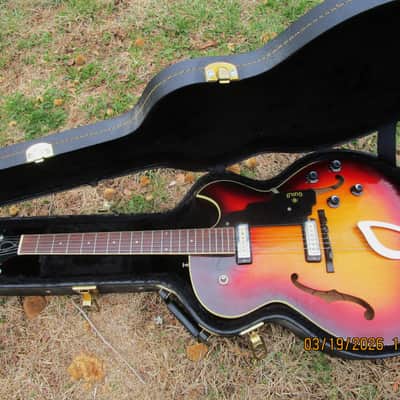 Guild T-100 D Guitar, 1965, Hoboken, N.J., Case image 1