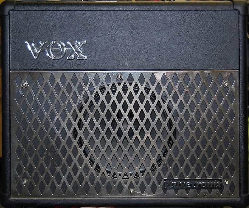 Vox Valvetronix VT15 | Reverb