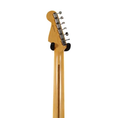 Fender AMERICAN PROFESSIONAL CLASSIC STR 6-String image 5