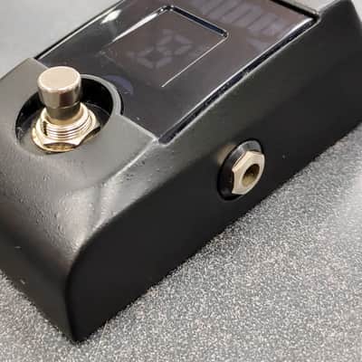 Korg Pitchblack PB-01 Chromatic Guitar/Bass Tuning Pedal image 5