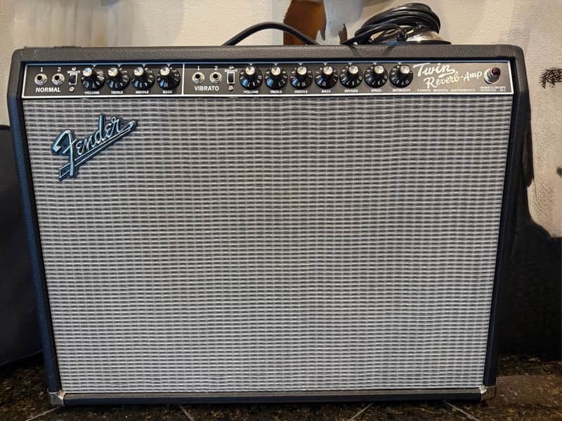 Fender '65 Twin Reverb Reissue 85-Watt 2x12" Guitar Combo 1991 - Present - Black image 1