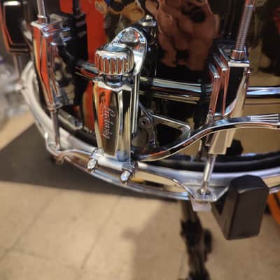 Ludwig Hammered Black Beauty 6.5x14" 10-Lug Brass Snare Drum - Black Nickel-Plated image 6