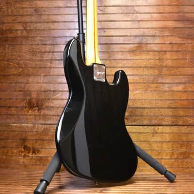 Squier Classic Vibe 70's Jazz Bass Left-Handed, Black image 3