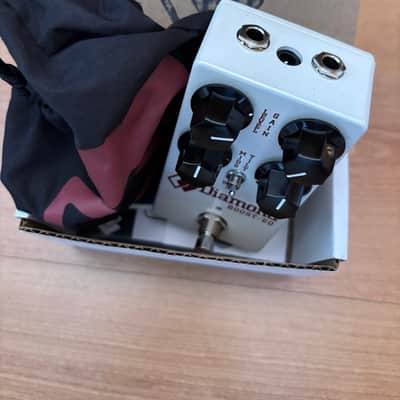 Diamond Boost / EQ (4-Knob) 2025 - Present - White image 3