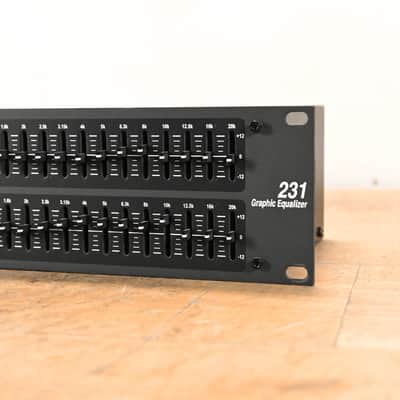 dbx 231 Dual-Channel 31-Band Graphic Equalizer CG01VRK image 2