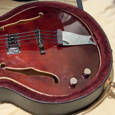 Eastwood Classic 4 Bass Left-Handed 2010s - Walnut image 9