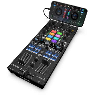 Reloop Mixtour Pro High-quality, Ultra-portable, All-in-one Four-deck DJ Controller with Audio Interface image 8