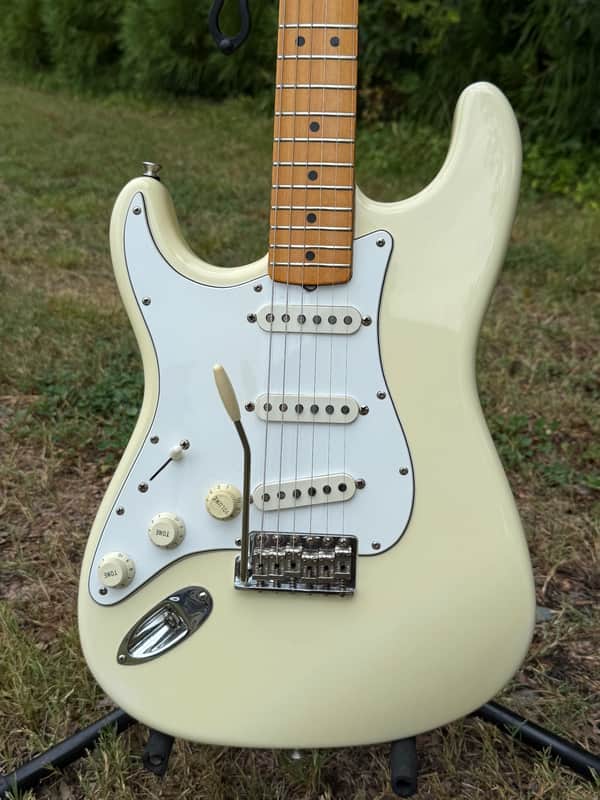 Fender Artist Series Jimi Hendrix Tribute Stratocaster | Reverb