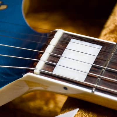Fender FSR Made in Japan Traditional 60s Jaguar Guitar 2024-25 - Lake Placid Blue Metallic image 9