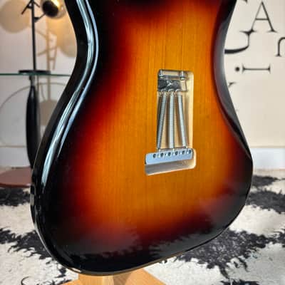 Fender Vintage RI 70's 3 Tone Burst Custom Build 7.8lb image 8